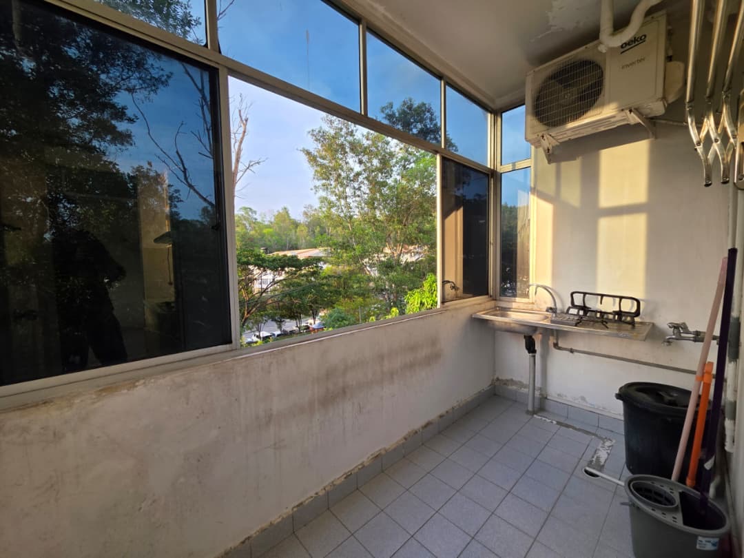 Utility area with a leafy view at Country Heights Apartment